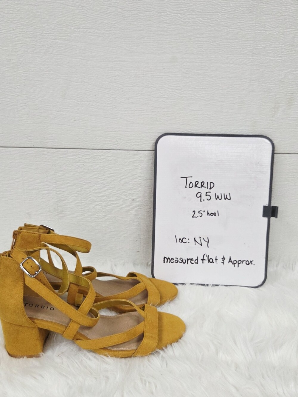 Torrid 9.5 Ww Extra Wide Mustard Strappy Block Heel Sandal - Picture 12 of 13